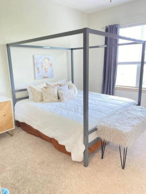 Stylish 1 Bedroom Apt**Book 4 get 1 Night Free**